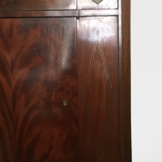 DETAIL2-COMMODE-2-.png